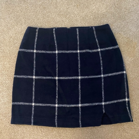 Lulu’s Spence Navy Blue Plaid Mini Skirt - Picture 5 of 6